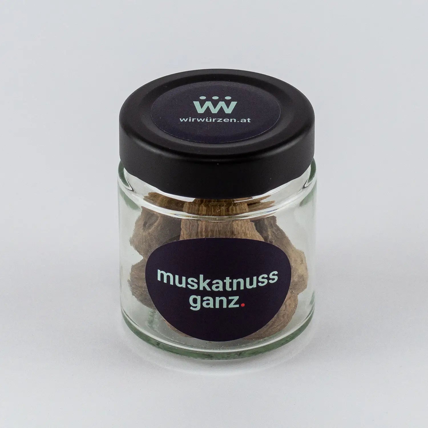 Muskatnuss ganz 50 g Glas – aromatische ganze Nüsse für Reiben in Suppen, Gemüse, Fleisch und Backwaren