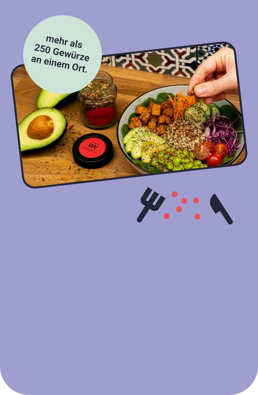 Banner mit einer vegetarischen Bowl, die mit Gewürzen bestreut wird, daneben ein Badge mit dem Hinweis auf über 250 Gewürze an einem Ort.